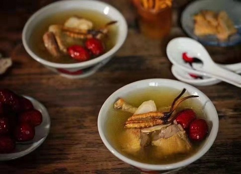 冬蟲夏草應(yīng)該這么吃才會(huì)有效果呢