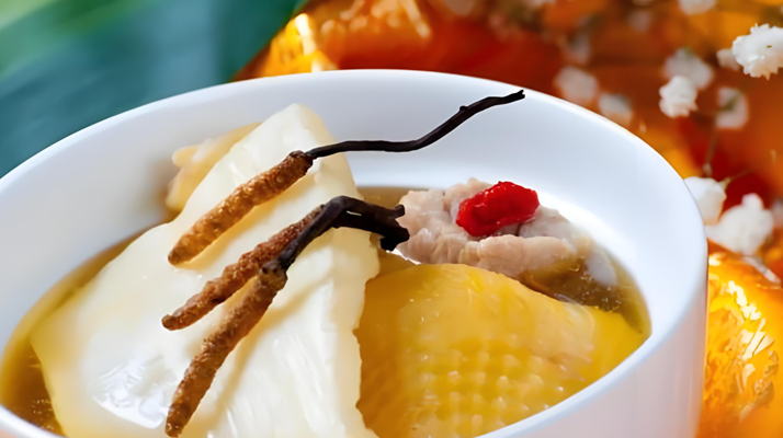 冬蟲夏草的正確吃法：鮮蟲草的獨(dú)特魅力與食用指南